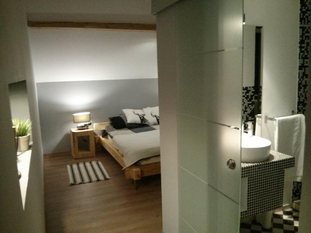 Villa Swiss Săcele Zimmer foto